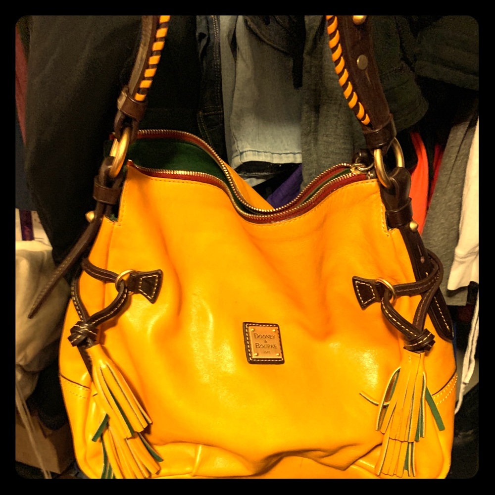 dooney. & Bourke